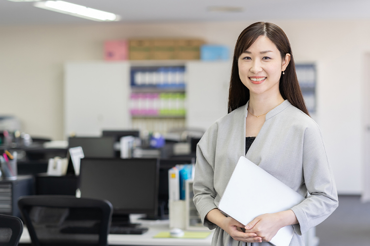 コアタイムは10〜16時!(フレックス勤務)